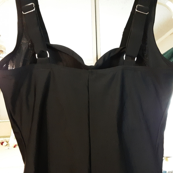 NEW/W/TAGS Mycoco Tummy Control ONEPIECE BLACK SWIMSUIT SIZE 6 - Picture 4 of 16